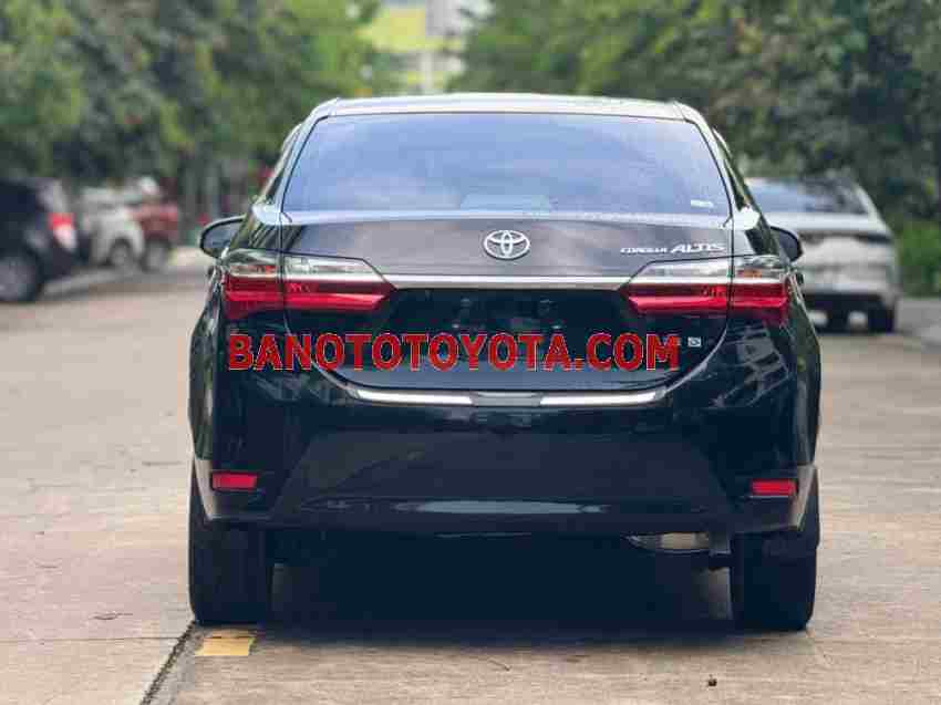 Cần bán gấp xe Toyota Corolla altis 1.8G AT năm 2018, màu Đen, Số tự động