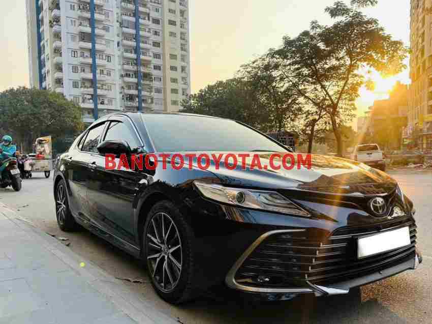 Bán Toyota Camry 2.0Q 2022 - Đen