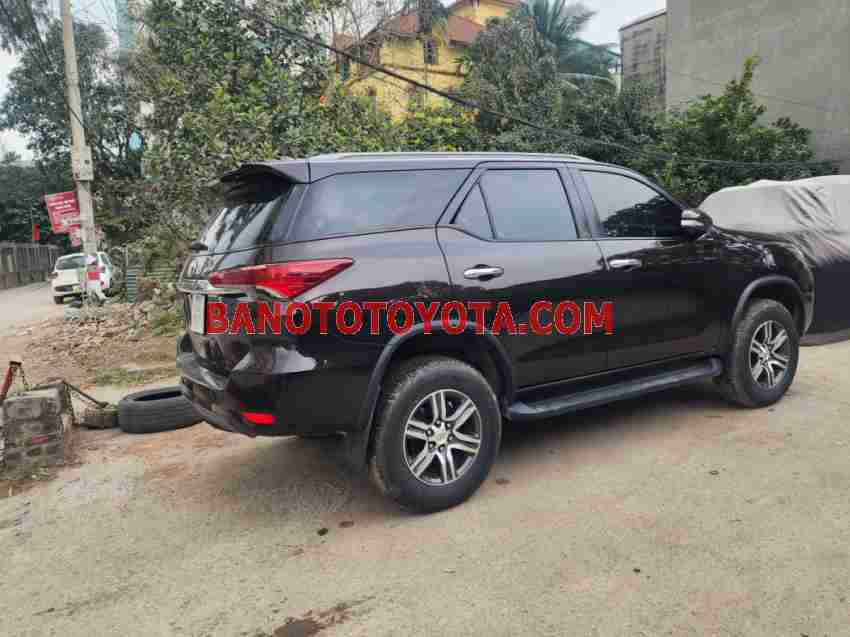Cần bán xe Toyota Fortuner 2.7V 4x2 AT 2017, xe đẹp
