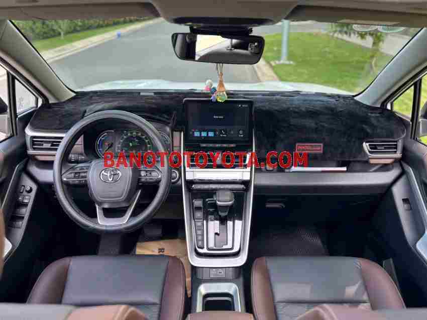 Cần bán gấp Toyota Innova Cross HEV 2.0 CVT 2024 - Xe đẹp - Giá tốt
