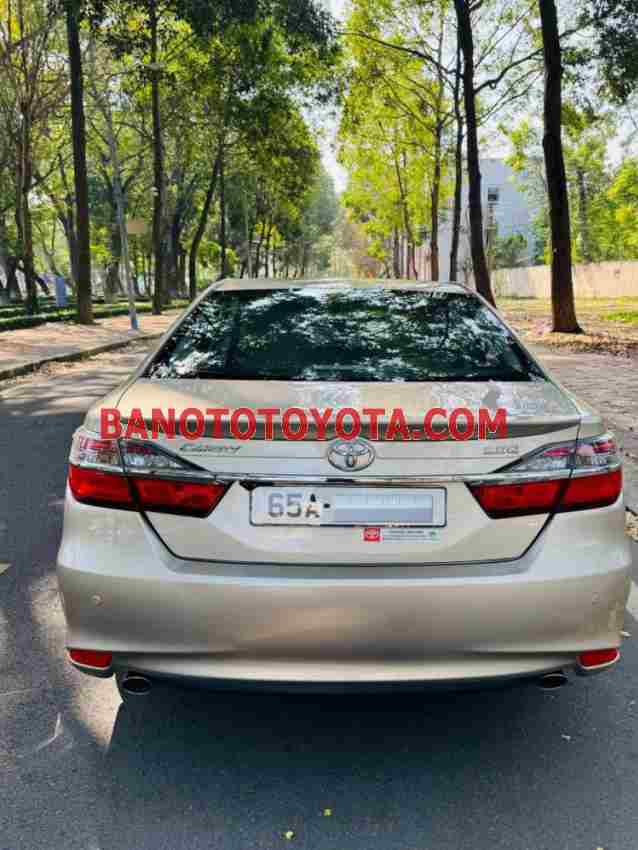 Cần bán xe Toyota Camry 2.5Q 2016 Số tự động