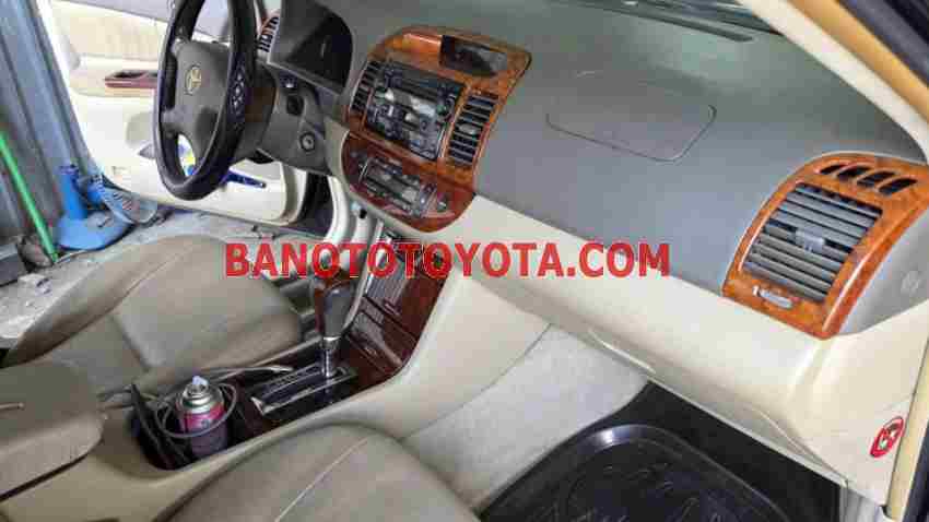 Cần bán xe Toyota Camry 3.0V 2002 Số tự động
