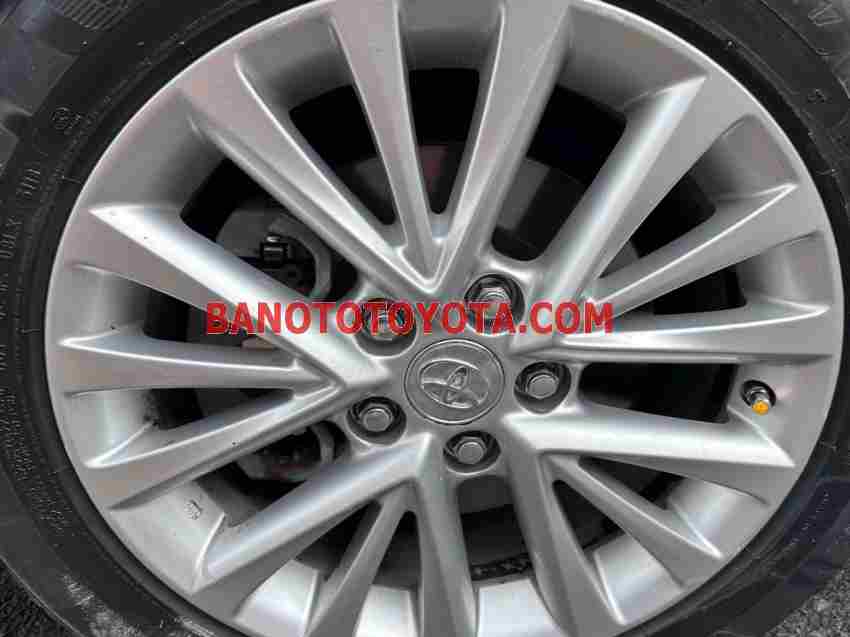 Toyota Camry 2.5G model 2016 xe chuẩn hết ý