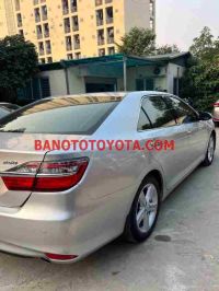 Cần bán Toyota Camry 2.5Q Máy xăng 2015 màu Bạc
