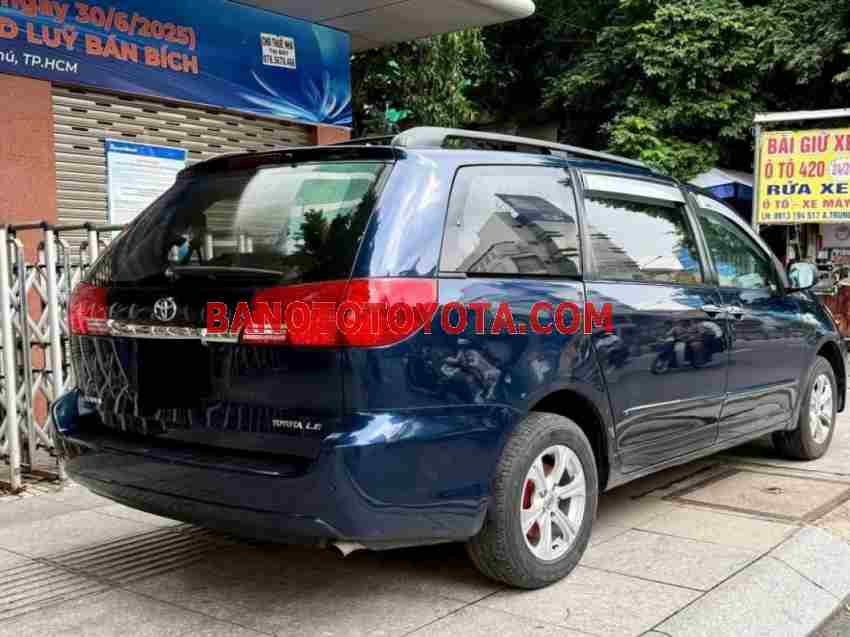 Cần bán gấp xe Toyota Sienna LE 3.3 năm 2003, màu Xanh, Số tự động