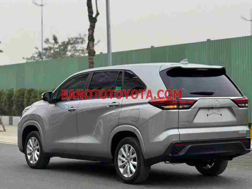 Toyota Innova Cross 2.0 CVT năm 2024 cần bán