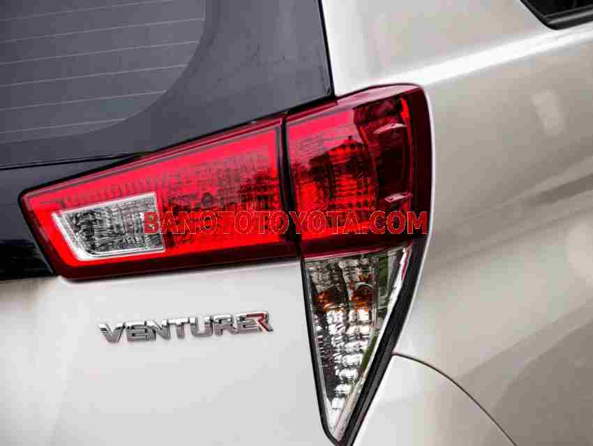 Cần bán Toyota Innova 2.0 Venturer 2020, xe đẹp giá rẻ bất ngờ