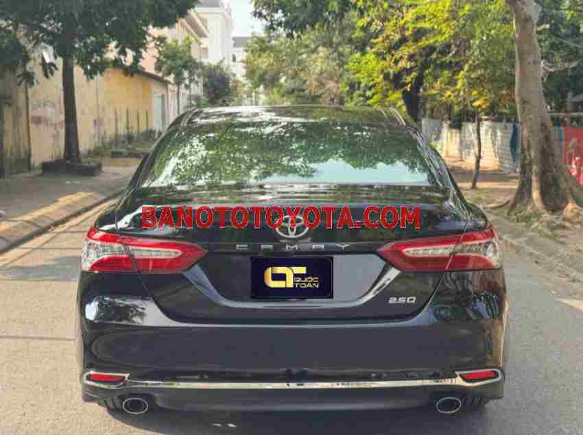 Cần bán Toyota Camry 2.5Q 2019 - Số tự động