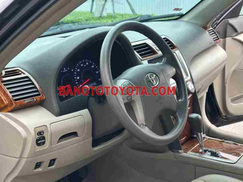 Toyota Camry LE 2.5 model 2011 xe chuẩn hết ý