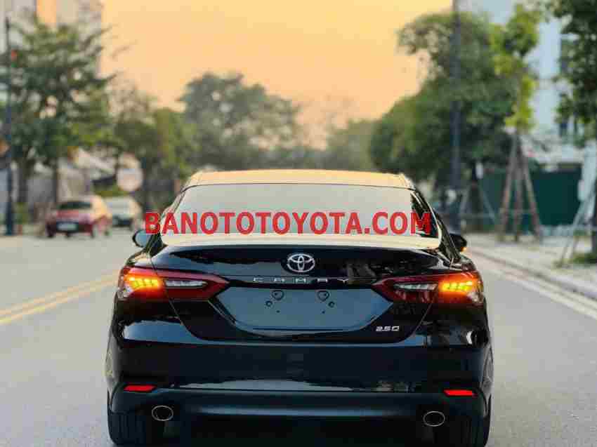 Xe Toyota Camry 2.5Q đời 2022 đẹp bán gấp