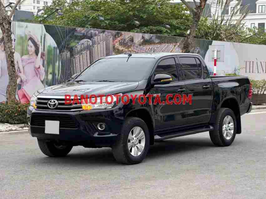 Toyota Hilux 2.4E 4x2 MT 2020 Số tay cực đẹp!