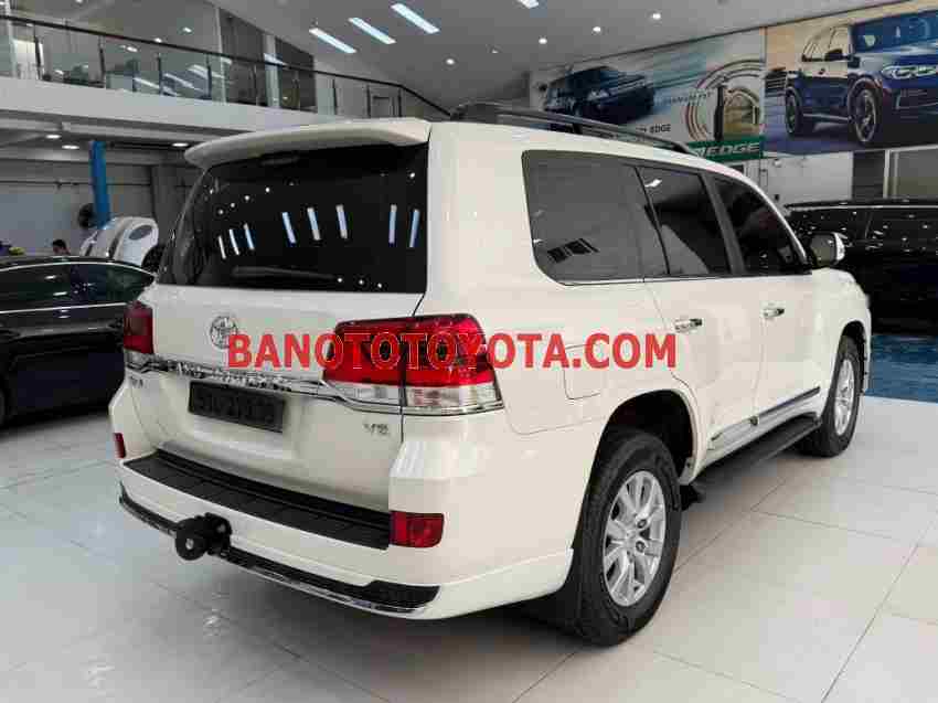 Cần bán gấp xe Toyota Land Cruiser VX 4.6 V8 năm 2016, màu Trắng, Số tự động