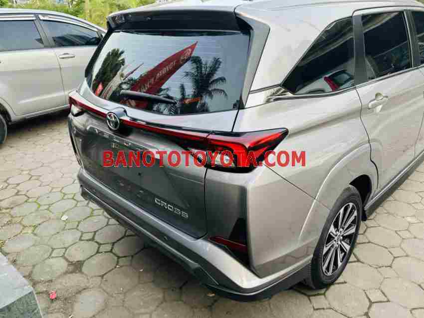 Cần bán gấp xe Toyota Veloz Cross 1.5 CVT năm 2023, màu Bạc, Số tự động