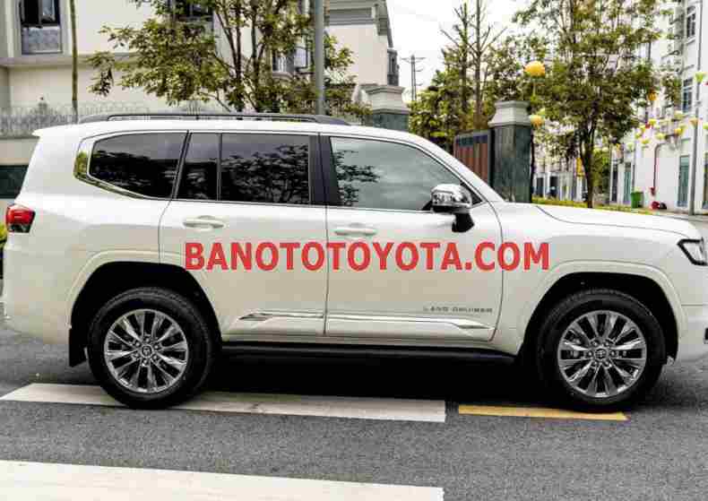 Toyota Land Cruiser 3.5 V6 sản xuất 2025 cực chất!