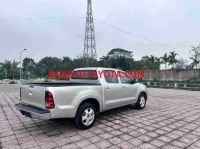Cần bán xe Toyota Hilux 2.5E 4x2 MT 2011 Số tay màu Bạc