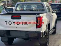Toyota Hilux Pro 2.8L 4x2 AT sản xuất 2026 giá tốt