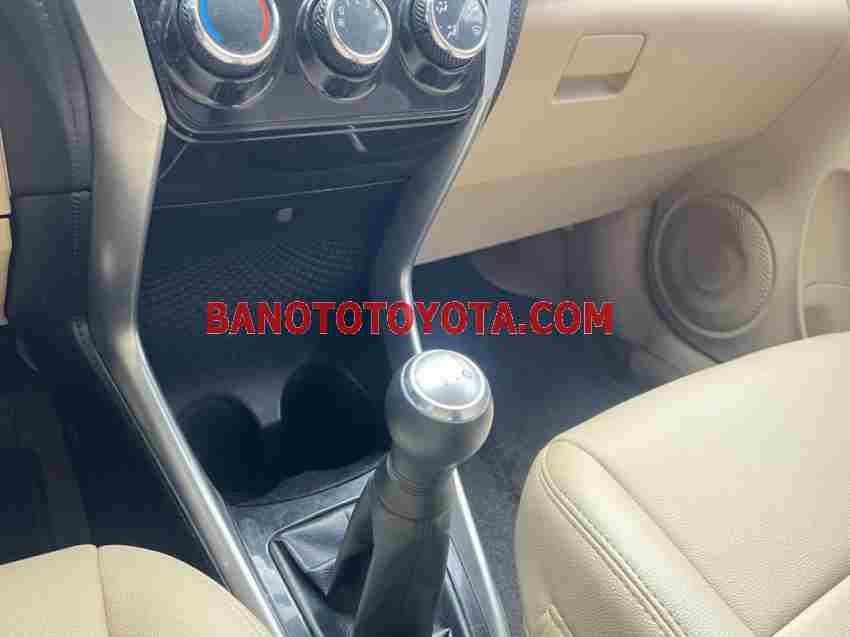 Cần bán gấp xe Toyota Vios 1.5E MT năm 2019, màu Xám, Số tay
