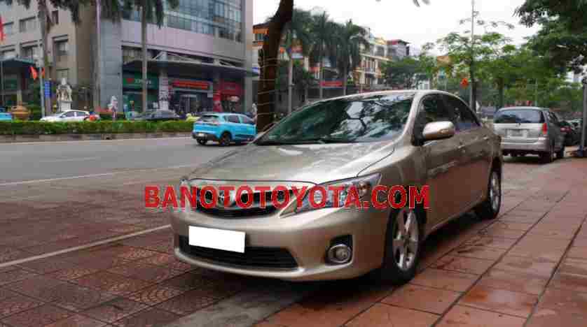 Cần bán xe Toyota Corolla altis 2.0V năm 2011 màu Cát cực đẹp