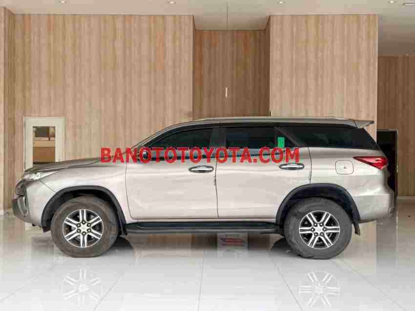 Cần bán xe Toyota Fortuner 2.7V 4x2 AT 2019 Số tự động