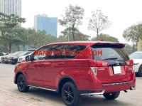 Cần bán gấp Toyota Innova 2.0 Venturer đời 2017, màu Đỏ