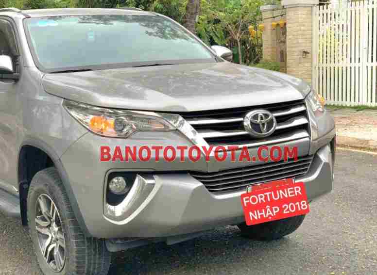 Cần bán Toyota Fortuner 2.7V 4x2 AT Máy xăng 2018 màu Bạc
