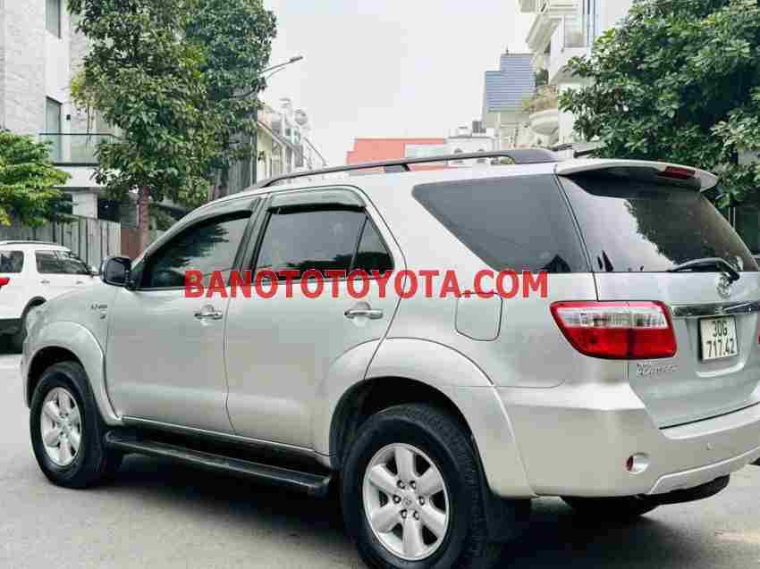 Toyota Fortuner 2.7V 4x4 AT sản xuất 2009 cực chất!