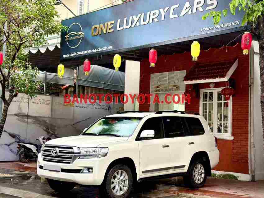 Cần bán Toyota Land Cruiser VX 4.6 V8 đời 2016