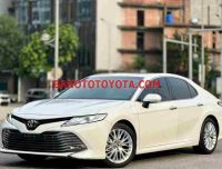 Cần bán gấp xe Toyota Camry 2.5Q năm 2021, màu Trắng, Số tự động