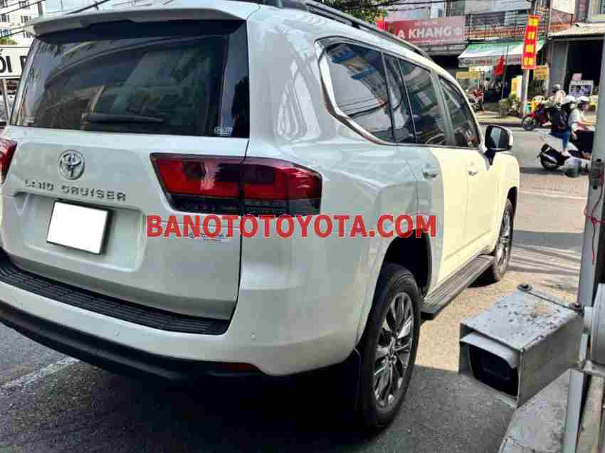 Toyota Land Cruiser 3.5 V6 2023, xe đẹp, hết ý