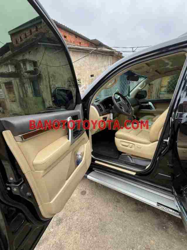Toyota Land Cruiser VX 4.6 V8 năm 2015 cần bán