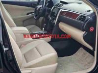 Cần bán gấp xe Toyota Camry 2.0E 2014 màu Đen