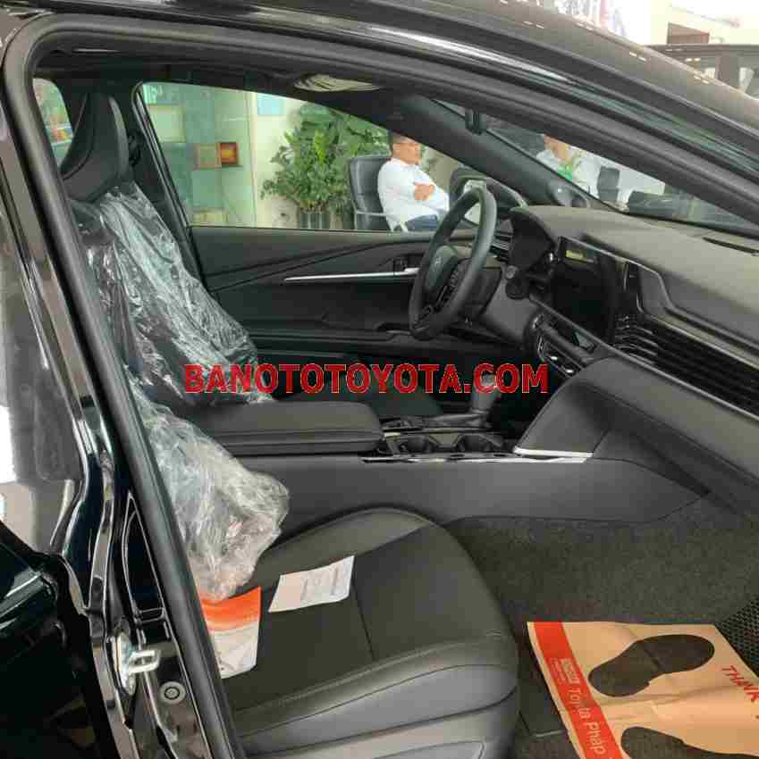 Bán xe Toyota Camry 2.0Q 2026, màu Đen