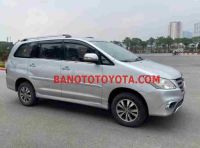 Cần bán xe Toyota Innova 2.0E năm 2015 màu Bạc cực đẹp