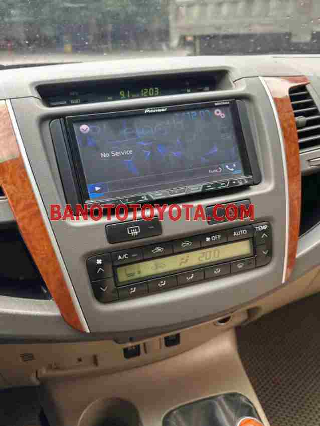 Toyota Fortuner 2.7V 4x4 AT 2011 Máy xăng đẹp long lanh