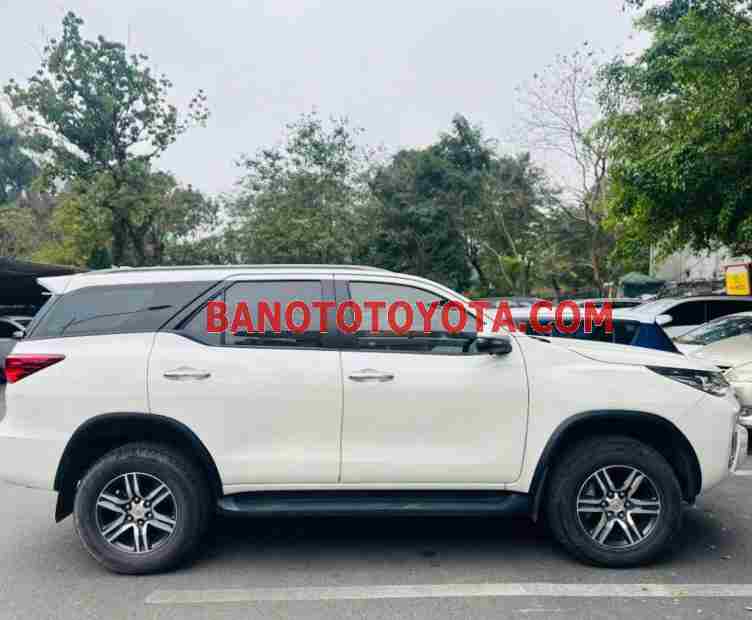 Cần bán xe Toyota Fortuner 2.7V 4x2 AT 2018 Số tự động màu Trắng