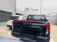 Toyota Hilux Standard 2.8L 4x2 MT năm 2026