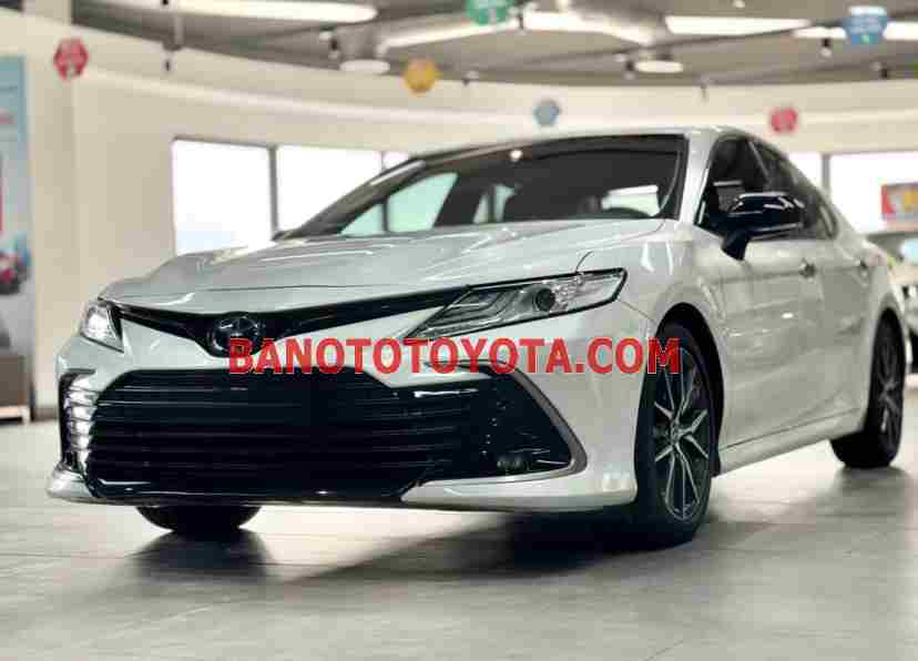 Bán xe Toyota Camry 2.0Q đời 2022 - Giá tốt