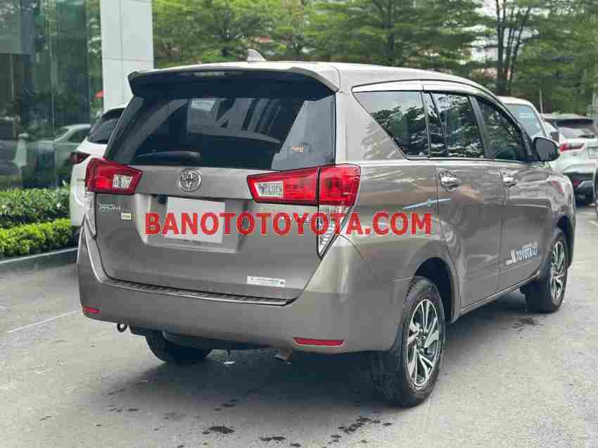 Cần bán Toyota Innova E 2.0 MT Máy xăng 2022 màu Đồng