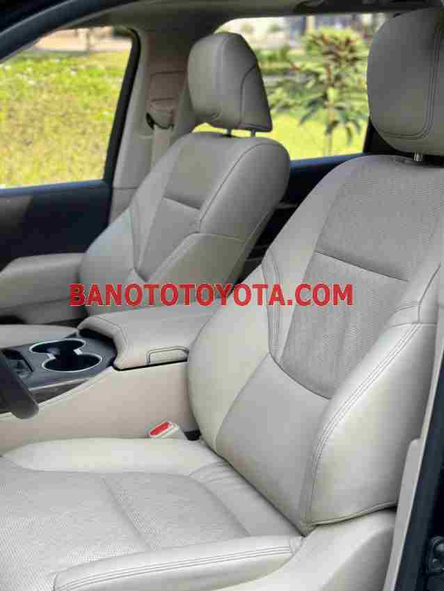 Cần bán gấp Toyota Land Cruiser 3.5 V6 năm 2022 giá cực tốt