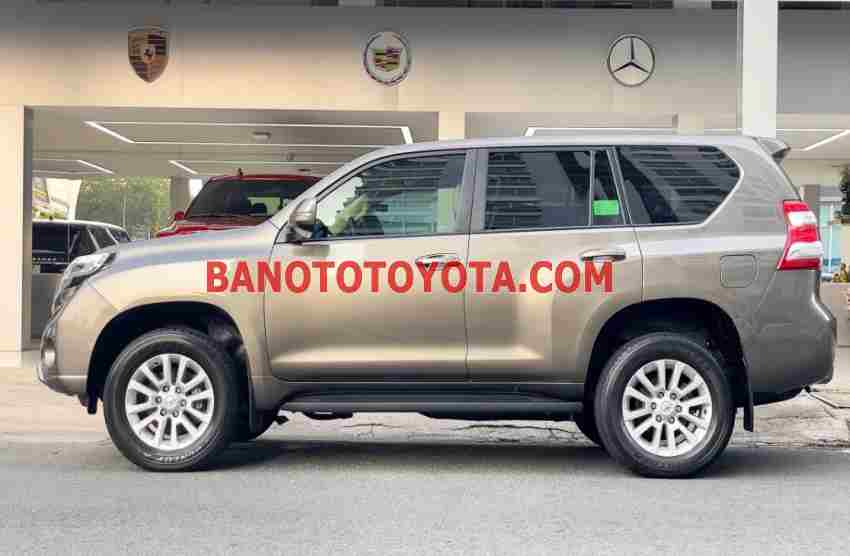 Toyota Prado 2016 Suv màu Đồng