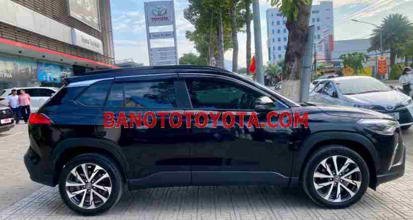 Cần bán gấp xe Toyota Corolla Cross 1.8V năm 2022, màu Đen, Số tự động