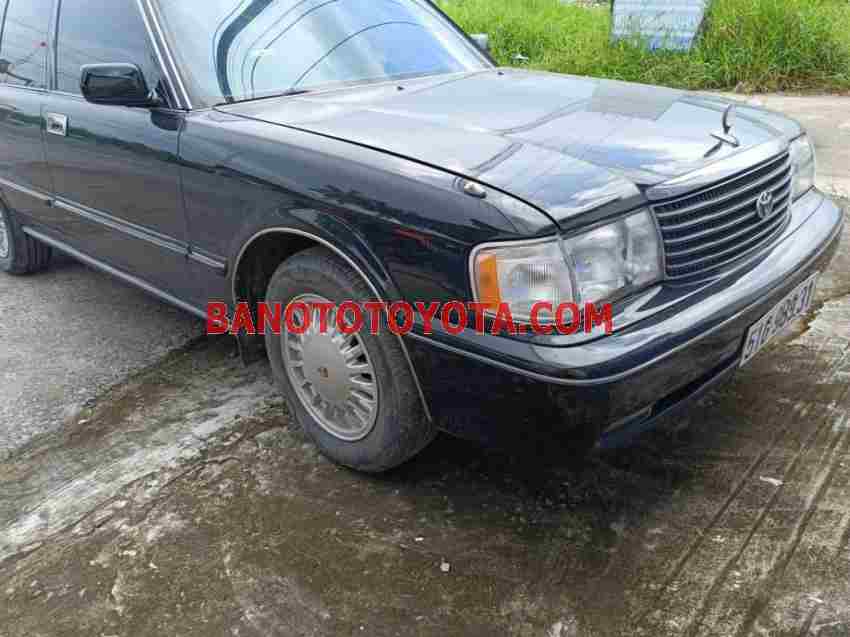 Cần bán gấp Toyota Crown Super Saloon 3.0 MT năm 1993 giá cực tốt