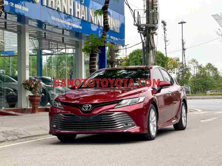 Toyota Camry 2.0G 2020 giá cực tốt