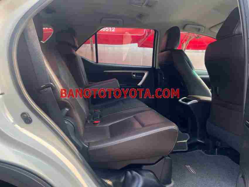 Xe Toyota Fortuner 2.7V 4x2 AT đời 2018 đẹp bán gấp