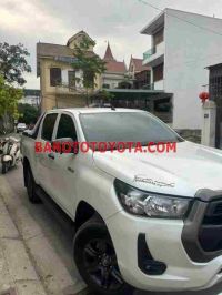 Toyota Hilux 2.4L 4x2 MT năm 2021 cần bán