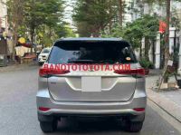 Bán Toyota Fortuner 2.4G 4x2 MT, màu Bạc, Máy dầu, 2017