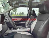 Cần bán gấp xe Toyota Veloz Cross 1.5 CVT 2022 màu Bạc