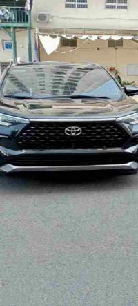 Cần bán gấp Toyota Veloz Cross Top 1.5 CVT đời 2023, màu Đen