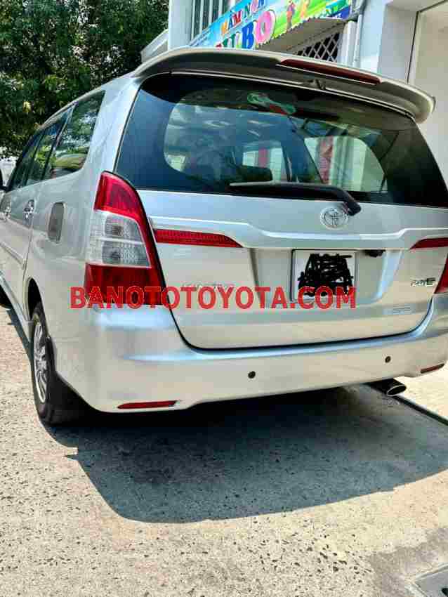 Cần bán nhanh Toyota Innova 2.0E 2016 cực đẹp