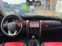 Cần bán gấp Toyota Fortuner 2.4G 4x2 MT năm 2017 giá cực tốt